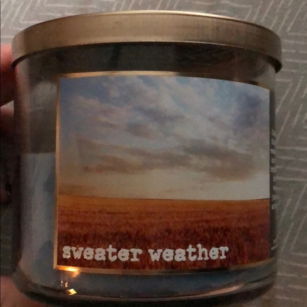 Bath & Body Works “Sweater Weather” Candle